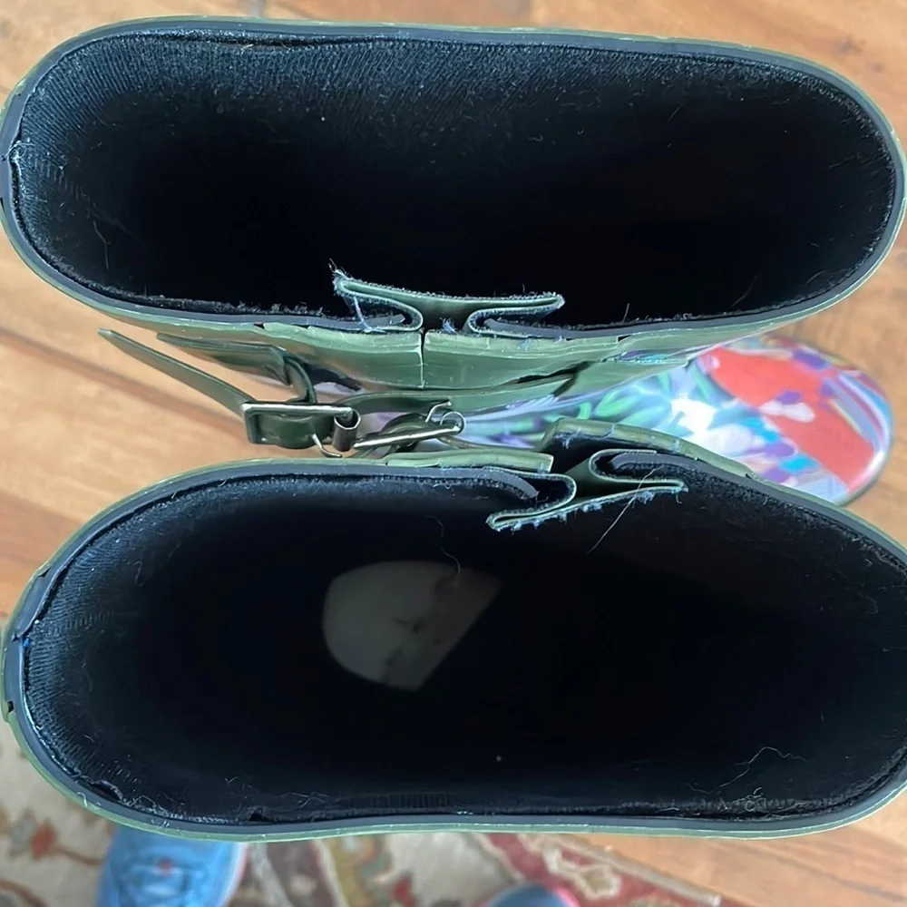 SAKROOTS Rhyme Ankle Rain Boots Size 7